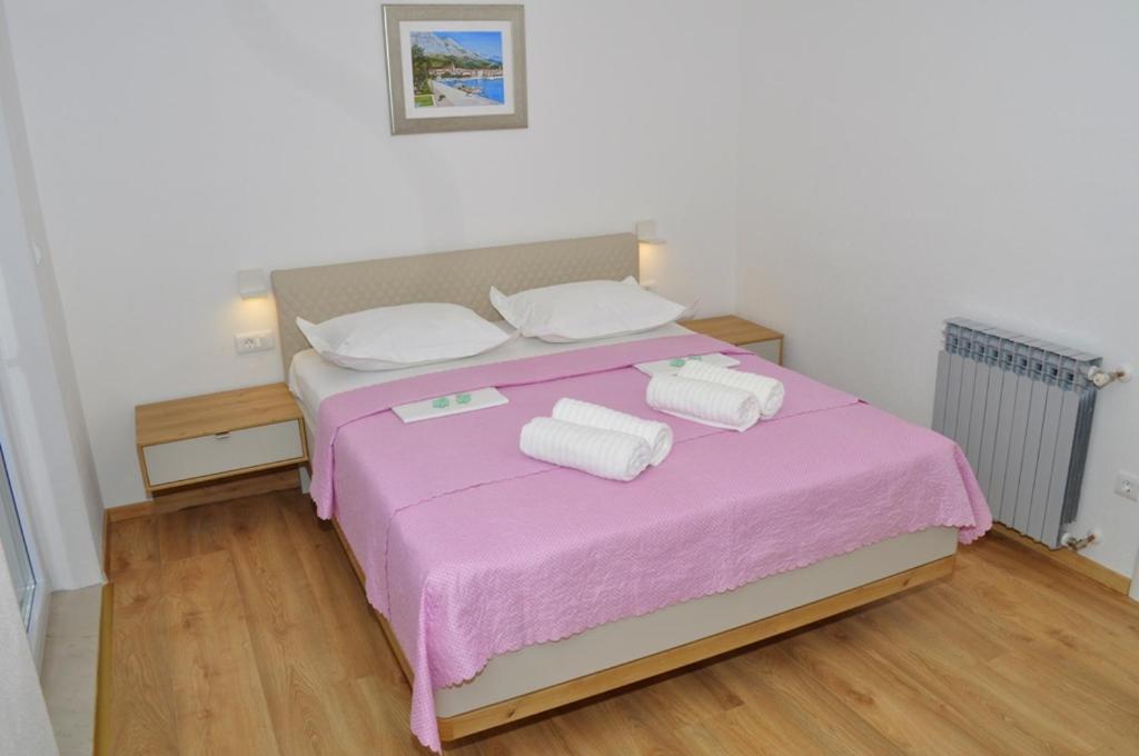 Apartments Ratko Tučepi Eksteriør billede