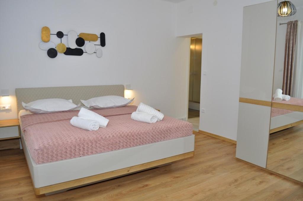 Apartments Ratko Tučepi Eksteriør billede