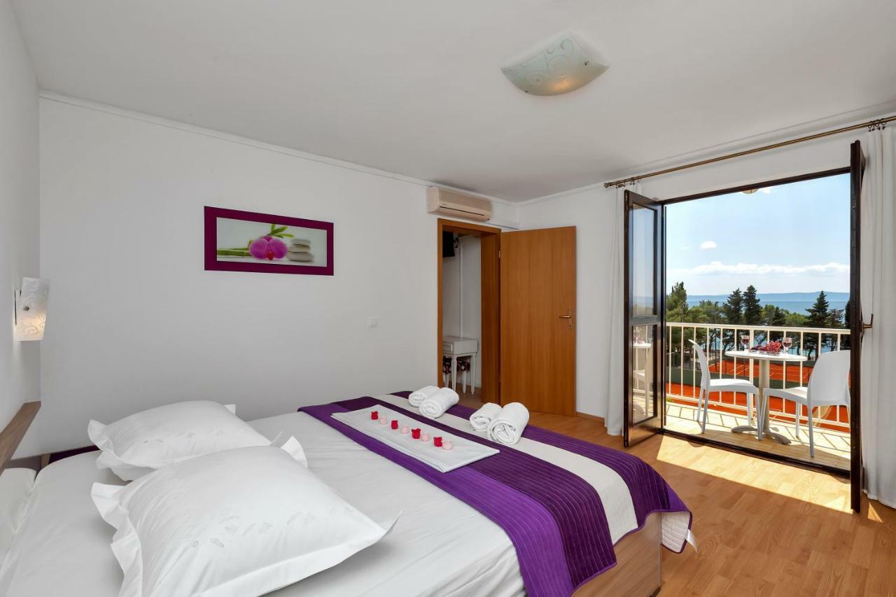Apartments Ratko Tučepi Eksteriør billede