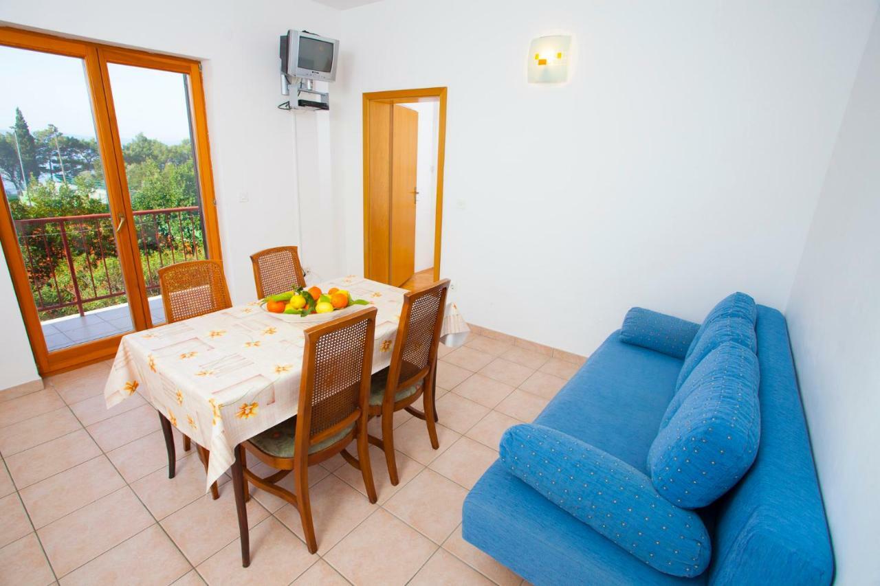 Apartments Ratko Tučepi Eksteriør billede