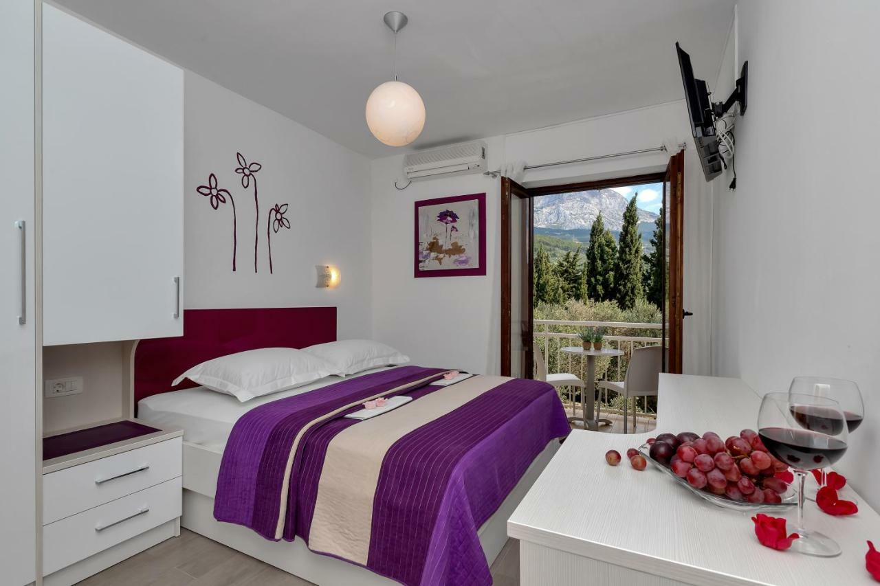 Apartments Ratko Tučepi Eksteriør billede