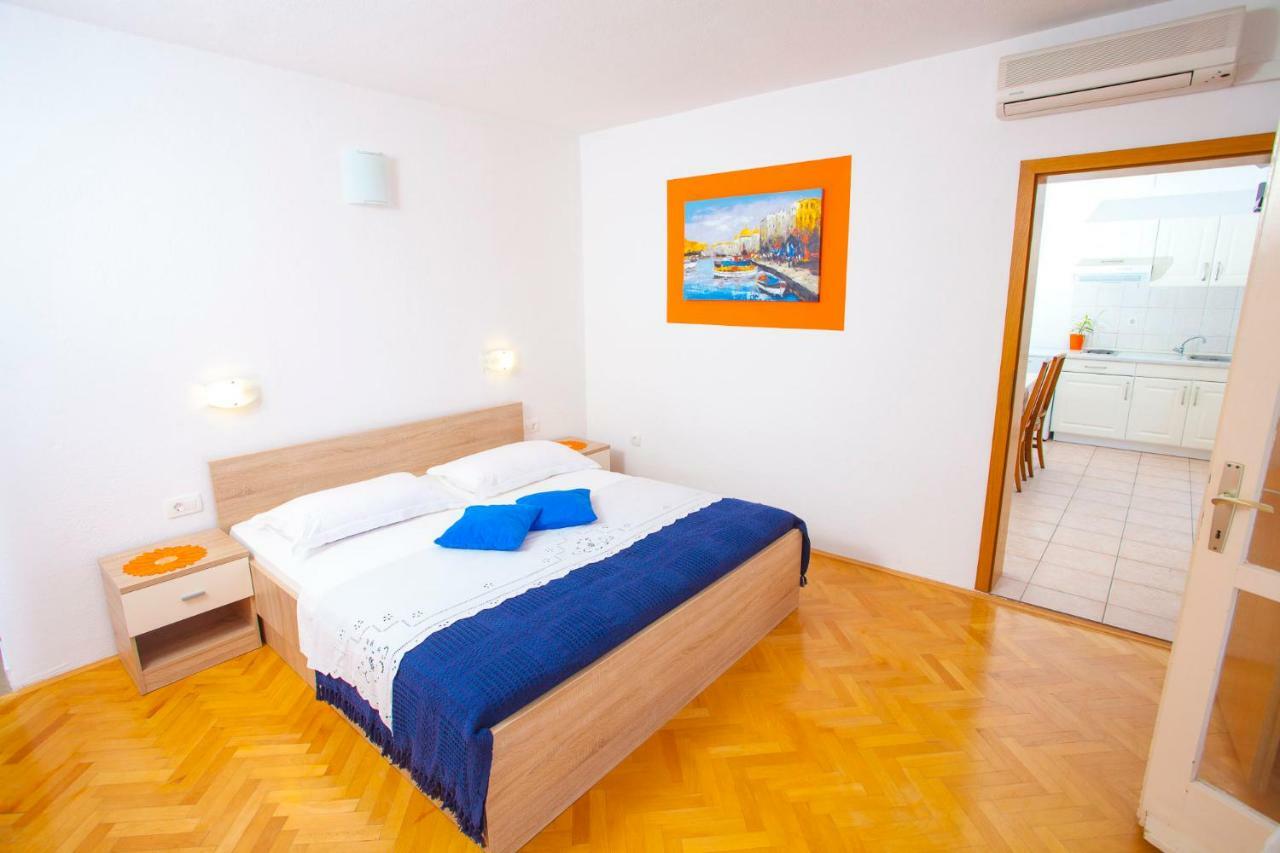 Apartments Ratko Tučepi Eksteriør billede