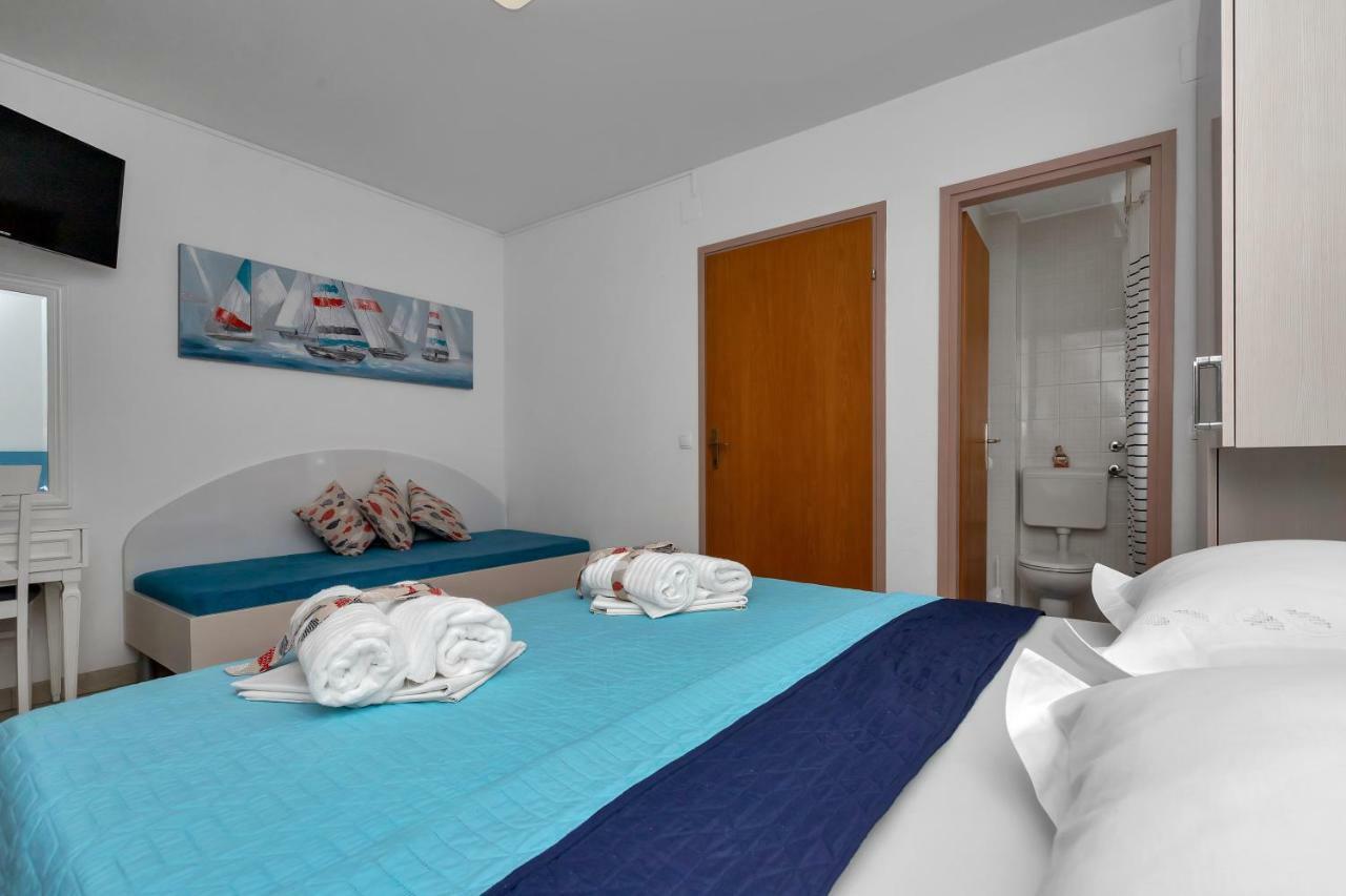 Apartments Ratko Tučepi Eksteriør billede
