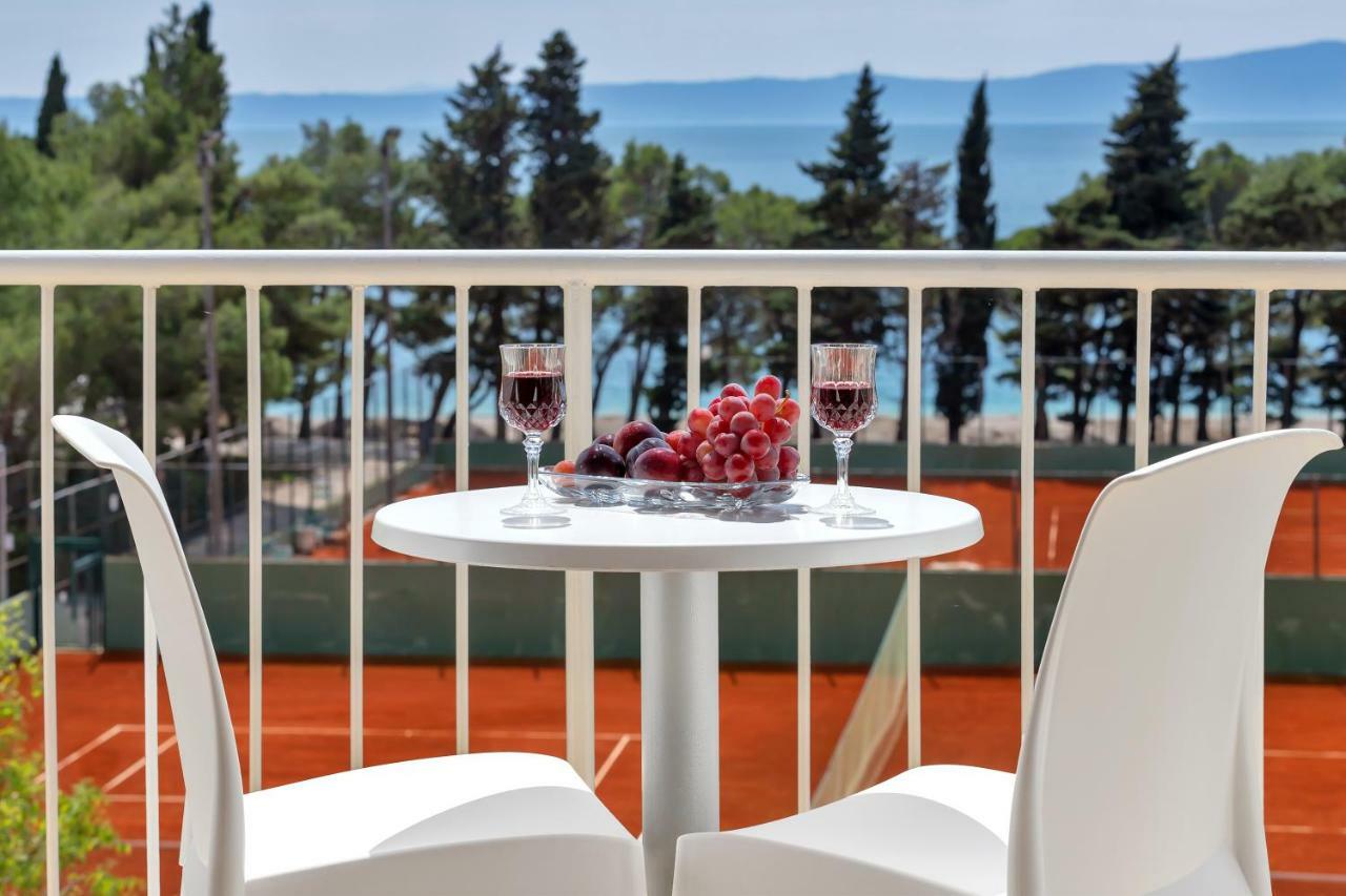 Apartments Ratko Tučepi Eksteriør billede