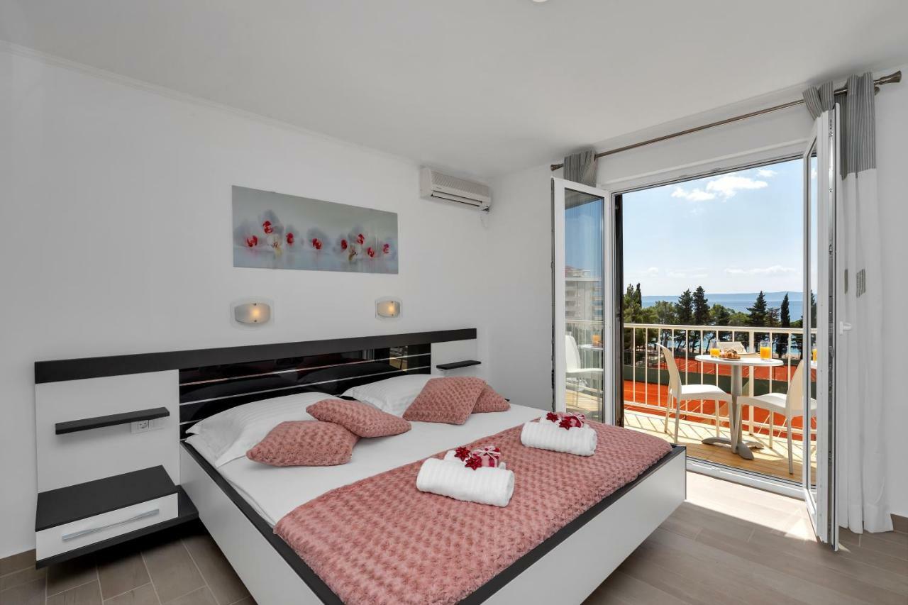 Apartments Ratko Tučepi Eksteriør billede